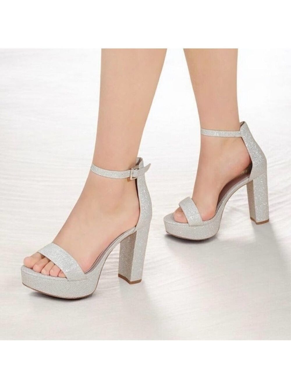 Ankis Chunky Platform Heels Silver Size 7